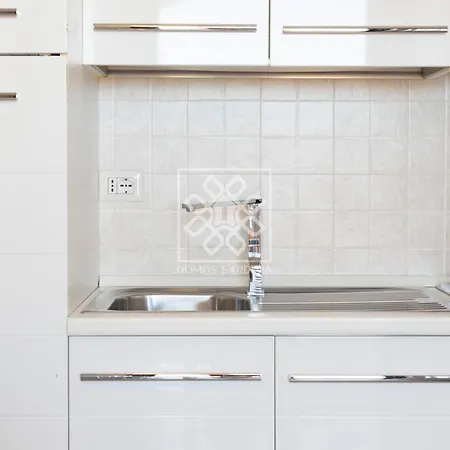 Apartment Casa Antonella-wifi-free Parking