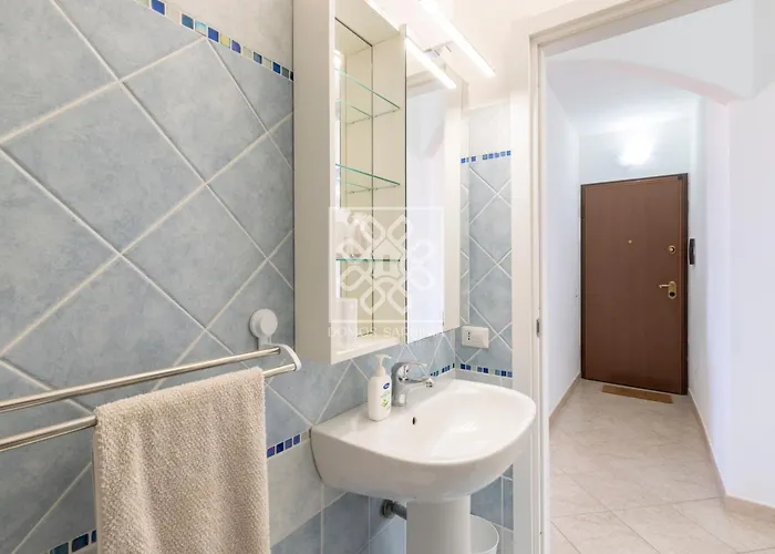 Casa Antonella-wifi-free Parking * קאסטלסארדו